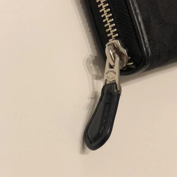 Coach Black Canvas Zipper Wallet - Picture 3 of 6